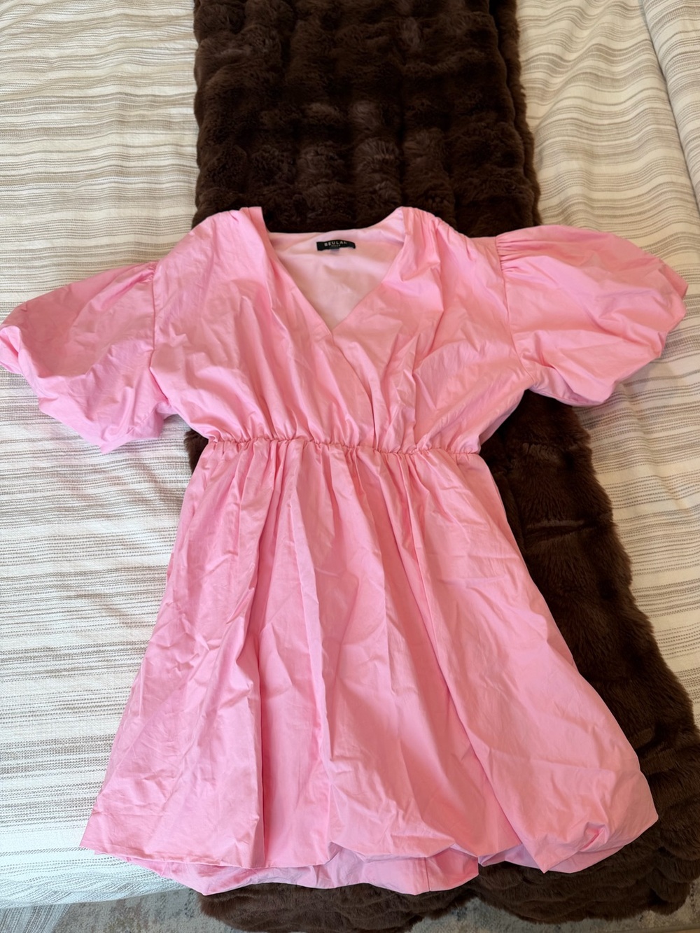 Beulah Pink Puff-Sleeve Gathered-Waist Dress